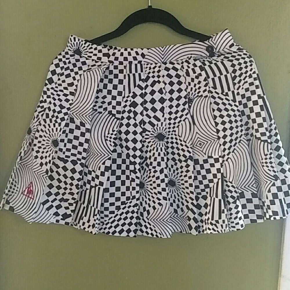 Le Coq Sportif psych print pleated skirt size 10